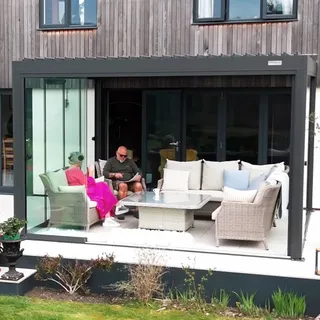 We often talk about outdoor living, but it’s always better hearing it from the people actually using the space day to day. 👉
#customerstories #pergolux #outdoorspaces #homeinspo