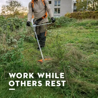 Quiet mornings, peaceful parks, focused work. 🌳🔇 ​
With the STIHL FSA 200, you can deliver full performance at sound levels up to 20 dB lower than petrol tools – perfect for schools, gardens and resid