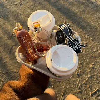 Unsere heiß begehrten Brooklyn Becher 🤍

Zeitlos, minimal & einfach besonders.

Trag dich in unseren Back in Stock Flow ein und sei die Erste, die Bescheid bekommt, sobald sie wieder verfügbar sind ✨