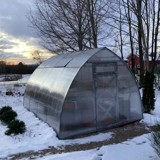 “I grow herbs, strawberries, cacti, succulents, and a variety of tropical plants and flowers. I can grow herbs and strawberries year-round and can protect my pond plants during the winter. I can also 