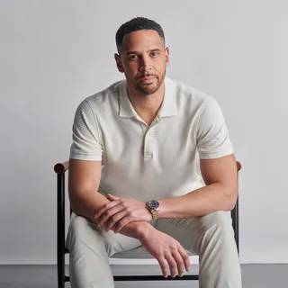 A preview of what’s to come - premium essentials, elevated fabrics, and timeless style designed for warmer days.

Move effortlessly through the season with modern takes on timeless staples.

Spring / 