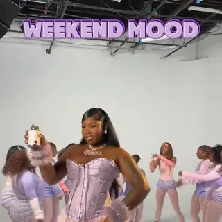 It’s the weekend and it’s time we celebrate 🎉 3 DAYS AWAY , We Repeat 3 DAYS AWAY🗣️💕💜

Get exclusive info on what we’re launching by commenting “EARLY ACCESS” 🤫

The count down begins don’t miss out! 