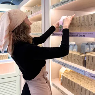 Fan numéro 1 de Yepoda repéré. 👀

Entrez dans The Yepoda Haus Milan et découvrez tous vos essentiels Yepoda réunis en un seul endroit. ✨