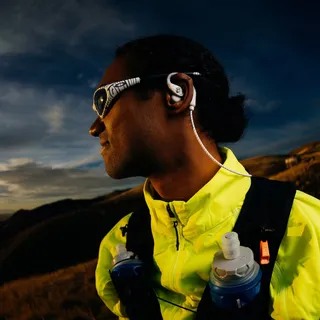 Push 540 Open is built to move. Open-ear design with an extra secure fit. 🏃💨
