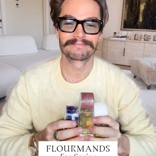 A softer take on indulgence.

Flourmands for spring bring together delicate florals and a touch of sweetness, light enough for the season, yet still quietly addictive.

Discover your spring signature 