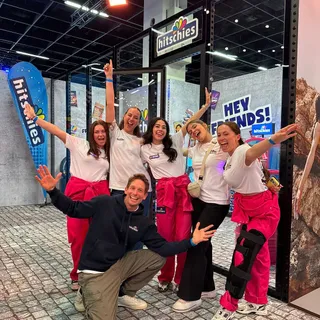 Unbezahlte Werbung| So sieht unser Stand im Creator Hub auf der @fiboofficial aus! 

Wer ist dieses Jahr auf der @fiboofficial ?😍