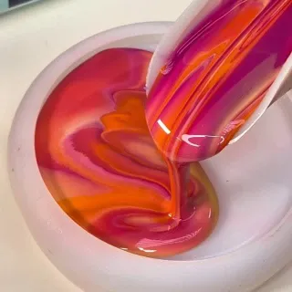 I never knew I needed peach tones in my life 🍑✨

#mouldd #resinart #peachaesthetic #satisfying #viralhomedecor