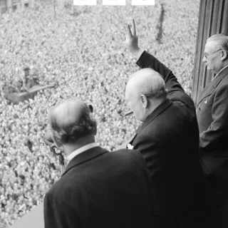 COMING SOON: The Bully Beef Pie 🥧

To mark the 80th anniversary of VE Day, our founder James Sturdy took to BBC Radio York to talk about the launch of our limited-edition Bully Beef Pie.

Inspired by 
