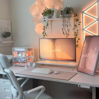 🏵️✨

sometimes all a girl needs is to do some upgrades to her setup. thankfully my friends at nanoleaf hooked me up with some products that help me bring a little bit more life to my desk. i’ve been c