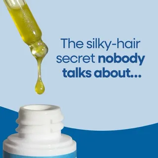 Silky hair doesn’t have to mean heavy build-up. ✨
Swipe to see why natural oils like Jojoba oil can give you the same slip - without the downsides 

#SiliconeFreeHaircare #MooGooUK #HaircareTips