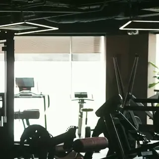 Heat. Ice. Repeat.

Together with @rapide.sg, we hosted the @singaporerugby 7s squad for a pre-tournament contrast therapy session the day before the SEA 7s.

Readiness built before match day.