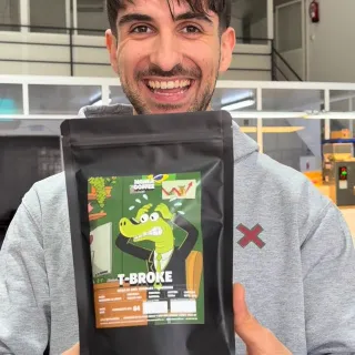 El precio de montar un tostadero de café con “personajillos” 🥸

Soy masoca pero que bueno esta T-broke el jodio 😭

#maneacoffee #emprendimiento #cafe #españa #cafetera