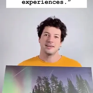 Throwback to when @ryanlucenkiw shared this video showcasing his stunning Metal Print of one of his favourite photos, captured during the Geminids meteor shower. ☄️

There’s something about night phot