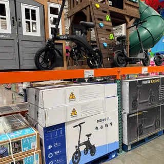 Costco run just got better 👀

🚨The Hiboy C1 e-bike is officially landing in 600+ Costco locations nationwide.

Smooth rides, everyday comfort, and a stylish step-through design, perfect for quick coff