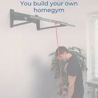No commute. No waiting for machines. Just you and the work. 🥰💪

One of our favorite home setups. 🏡
What’s your non-brainer piece of equipment for training at home? 👇

#pullupanddip #calisthenics #fitn