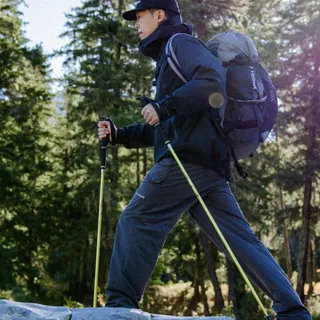 Step into Spring.⁠
.⁠
Chair Zero LT combined with our Passport trekking poles, engineered for strength, comfort, and packability, it’s the ultimate essential for those first Spring backpacking trips.⁠