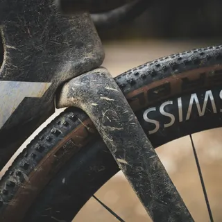 Wider, faster, more capable: today’s gravel tires are reshaping how we ride.
At the beginning, the idea was simple: one bike that could do it all. 
And for a long time, that worked. But as gravel ridi