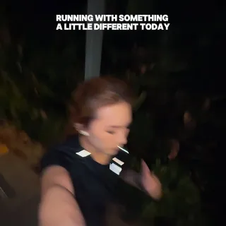 hitting my runs with the @amazfitsingapore smartwatch active 3 premium! perfect for new runners, it tracks steps, calories, and helps you pace, recover, and build strength week by week. ready to crush