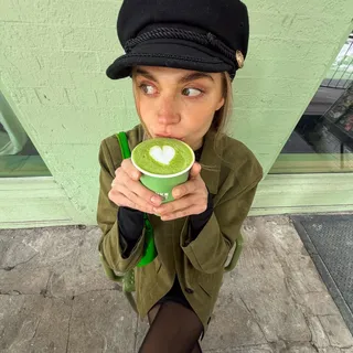 matcha girl energy 🍵
City days with the TIRTIR matcha line. Calming, hydrating care that goes wherever you go.

#TIRTIR #TIRTIRskincare #TIRTIRMATCHA #MatchaPDRN #matchalovers