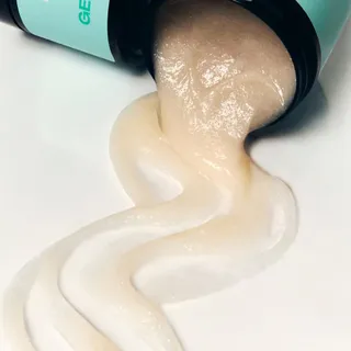On a ouvert le débat ! Tu vois du bleu ou du vert ? 👀⁠
⁠
#debat #inhaircare #haircare #team