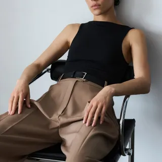Inspired by you, designed for the way you wear it.

Our seasonal bestseller — the Signature Long Sleeve, returns reimagined in a new hip-length fit that tucks effortlessly and flatters every proportio