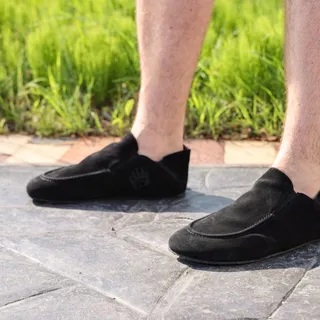 Oso minimalist barefoot shoes offer effortless slip-on comfort with a wide toe box and zero-drop sole, designed for natural movement and all-day wear. Engineered for durability and function, these sho
