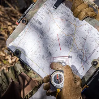 For any mission—hiking, emergency management, or military operations—you need reliable gear. The sleek, rigid Swift 4.0 is ready to plan and track your next objective. Our patented quick-change system