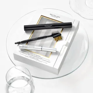 Serving the Triple Threat Collection - RevitaLash® Advanced.

The perfect set for perfectly polished lashes. This collection brings together our:

✨ Best-selling lash conditioner
✨ Volumising primer &