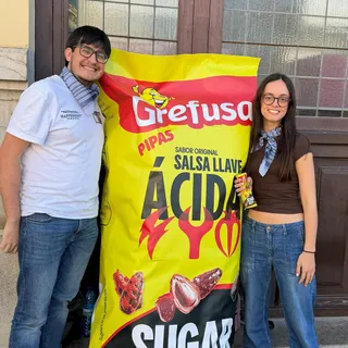 NADIE LAS HA PROBADO‼️

Solo tienes que ir al kiosko y probarlas va, no es tan difícil 🙄