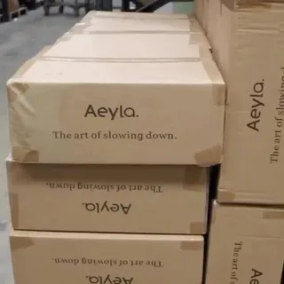 Ho Ho Ho! 🎅

Santa’s come early and is offering Free Next Day Delivery via DPD on all Aeyla orders! 🙌

Simply use code ‘FREEDPD’ at checkout. 🎁

#aeyla #weightedblanket #nextdaydelivery #delivery #wel