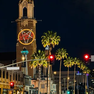 SLAYER have taken over Los Angeles! Presale is NOW OPEN for the second night at the Kia Forum, November 14th, with special guests @cannibalcorpseofficial @cavaleraconspiracy @crowbarmusic🤘 

Use code 