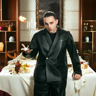 @holyernia in a custom @fivefourfive black handcrafted sheepskin suit, Made in Italy, for his Milan shows. 
Everything, Solo per Amore.

This bespoke two-piece suit, handcrafted in Italy for Matteo Pr