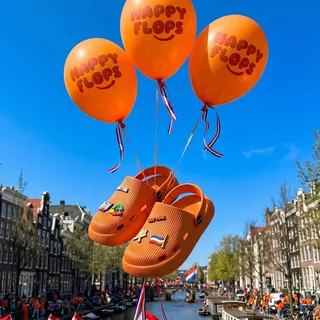Happy King’s Day 🇳🇱🧡

Celebrating in orange, the Happy Flops way. 

#KingsDay #Netherlands #HappyFlops