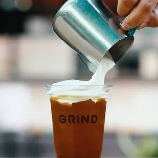 Zesty, creamy, simultaneously warming and ice cold. Our Orange & Nutmeg Oat Cold Brew is a transitional drink for moving from winter to spring, like the coffee equivalent of a lightweight puffer jacke
