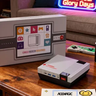 It may look like a classic console from your glory days, but inside the ACEMAGIC Retro X5 Mini PC is a full‑blown modern gaming beast 🖥️🎮💥
⚡ AMD Ryzen AI 9 HX 370
⚡ 32GB RAM + 1TB SSD
⚡ AMD Radeon 890