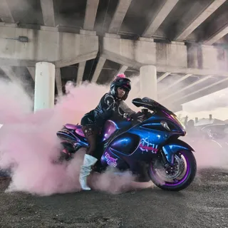 A Sunday in New Orleans. Shot on Nothing Phone (4a) Pro by Jack Bridgland.

”I was sent to New Orleans to document a typical Sunday for a tight community of female-only motorbike riders (@caramelcurve