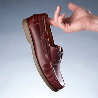 Premium leather deck shoes with Blake stitch construction - lightweight, flexible, and made for refined spring moments.