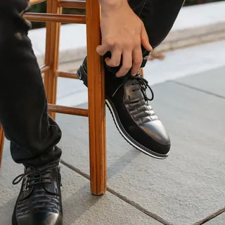 Hey, fellow fashionistas! 👋 Let's talk about Gatsby Shoes – your new go-to for style that doesn't compromise on comfort. Trust me, your feet will thank you! 👞👟 #FashionForward #HappyFeet