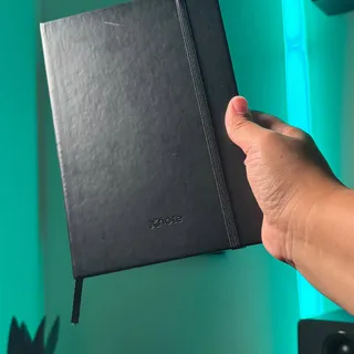 The future of note-taking is here — and it fits right into your workspace. 🧠✨

Lately, I’ve been incorporating the XNote AI Smart Notebook into my home office setup, and it’s been a total game changer