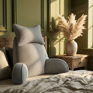 When you need a little bit of extra support in bed 💤 Yes. It’s as comfy as it looks. #pillow