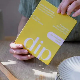 That glossy finish on your dishes often comes from added rinse agents designed to prevent water spots.

But “spotless” doesn’t always mean residue-free.

At Dip, we formulate without unnecessary extra