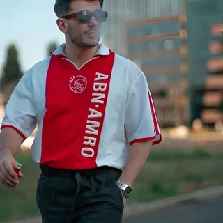 Ajax 90s Style
.
.
.
.
.
#ajax #retro #netherlands