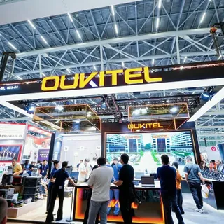 📍 Live from Canton Fair: The energy at the OUKITEL booth is absolutely electric!
We’re not just showing off gadgets; we’re showing the FUTURE of work and adventure! If you’re at the Canton Fair, you c