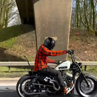 Sportster Vibes Friday Feeling 💀🔥🔥💀 sound on 🔊

Follow @bobheaduk 

#harleydavidson #sportster #viral #reels #motorcycle