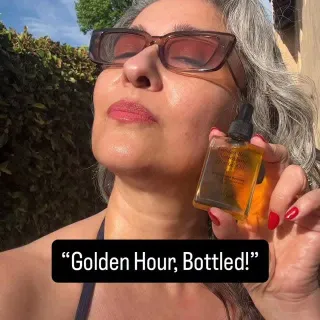 You know I love a good glow and this Golden State Nourishing Face Oil by @onekind.us is so perfect for me. I love using a roller with it, cupping, and simple massage. It’s a super luxe blend of over 2
