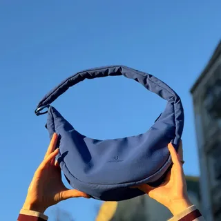 Lang erwartet, jetzt endlich am Start: neue Colorways für unsere Taschen! 💙 #JohnnyUrban
#UrbanLifeStyle #NewIn