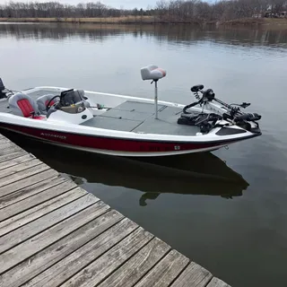 Saubere Energie für den Tag der Erde! 🌍🚤 Ein herzliches Dankeschön an unseren treuen Kunden für dieses großartige Trolling-Motor-Setup mit PowerQueen 12V 100Ah Batterien. Leise und kraftvoll auf dem W