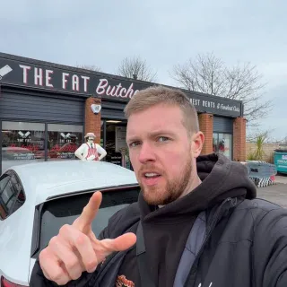 This roast dinner was epic and cheap!🤩 @fatbutcherdelivery #roastdinner #sundayroast #foodreview #bargain #butchershop