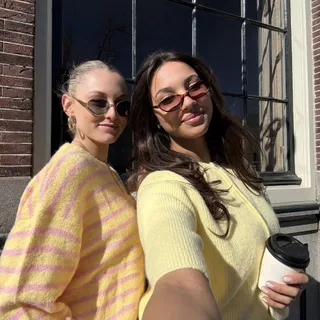 Pretty TALL girls in colourful spring outfits 💛 #tall #tallwebshop #tallgirl #tallfashion #thewildflowerclub 🔍 Lena vest | Zoey jeeans | Vive vest | Mira jeans
