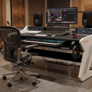 Feeling inspired? Commander V2 went through some minor design changes. Can you spot what it is? 
#studiodesk #commanderv2 #studio #recording